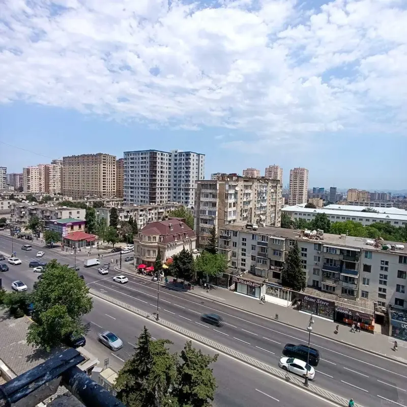 Satılır 3 otaqlı mənzil 100 m²