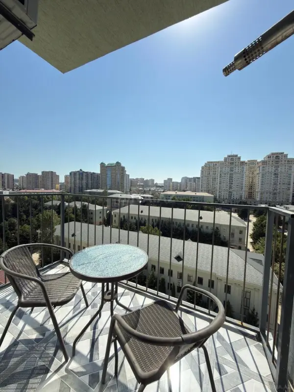 Satılır 2 otaqlı mənzil 63 m²