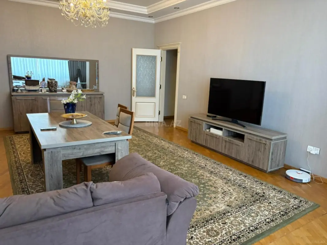 Satılır 3 otaqlı mənzil 100 m²