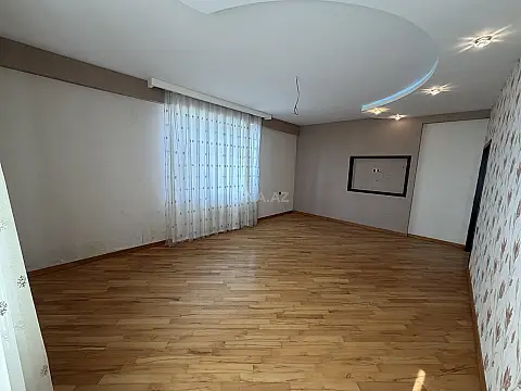 Satılır 3 otaqlı mənzil 122 m² — Bakı, Həzi Aslanov qəs. 3 otaq 122.00 m²