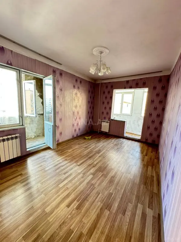 Satılır 1 otaqlı mənzil 40 m²