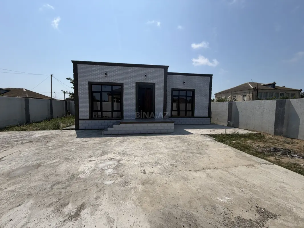 Satılır 4 otaqlı həyət evi 110 m²