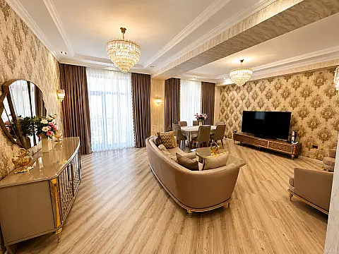 Satılır 4 otaqlı mənzil 178 m² — Bakı, Xətai 4 otaq 178.00 m²