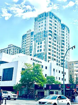 Kirayə verilir 3 otaqlı mənzil 140 m² — Bakı, Nəsimi 3 otaq 140.00 m²
