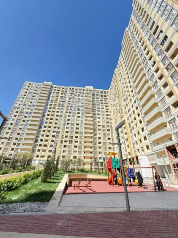 Satılır 3 otaqlı mənzil 120 m²