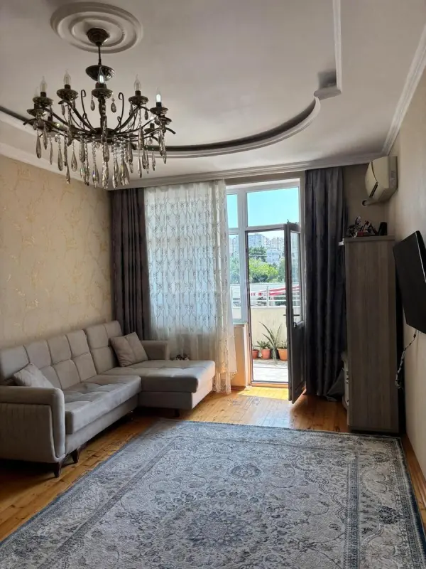 Satılır 3 otaqlı mənzil 84 m²
