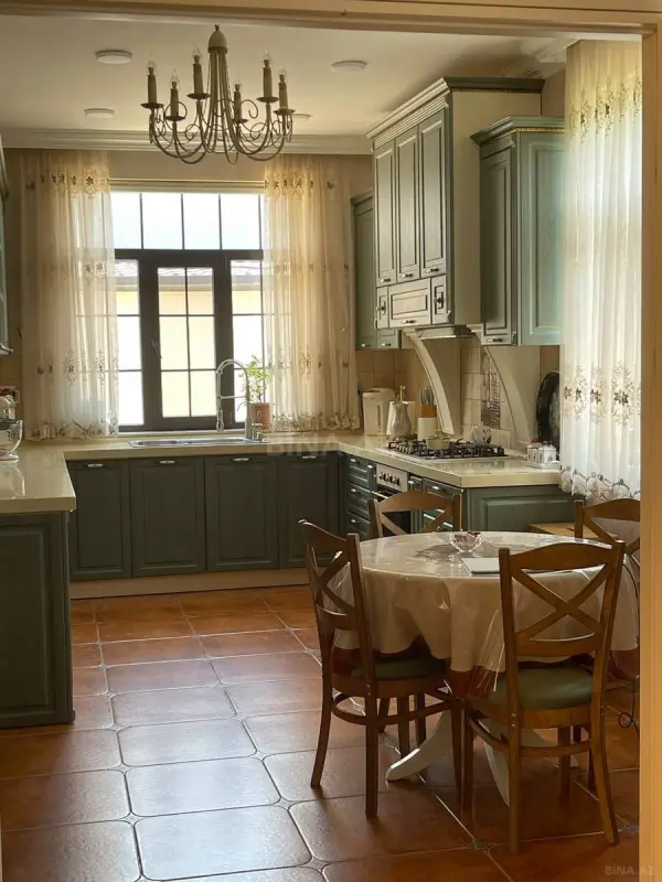 Satılır 5 otaqlı həyət evi 150 m²