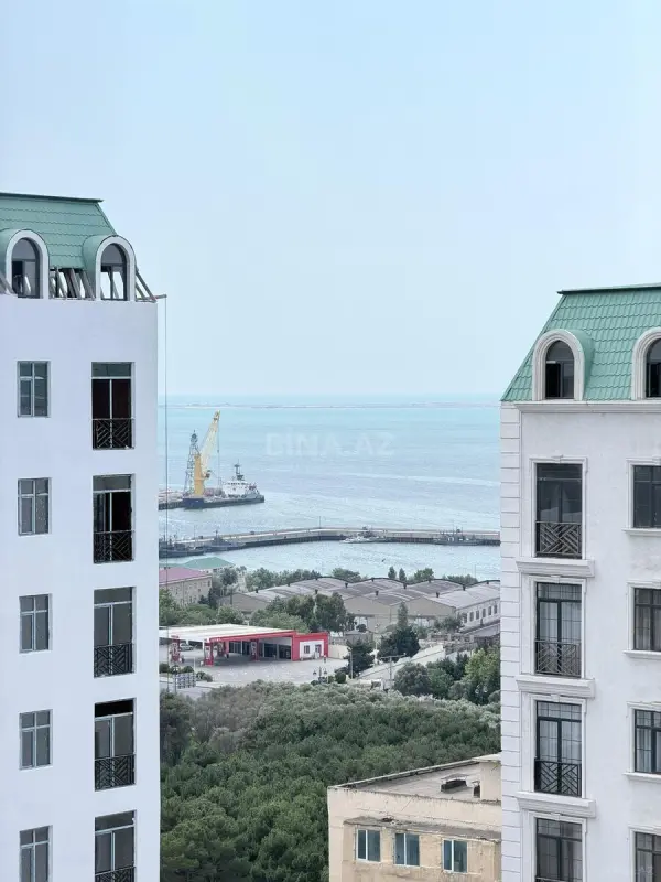 Satılır 2 otaqlı mənzil 67 m²