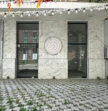 Kirayə verilir obyekt 80 m² — Bakı 80.00 m²