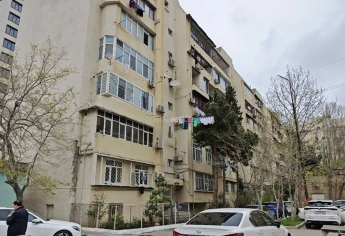 Kirayə verilir 5 otaqlı mənzil 110 m²