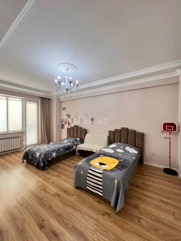 Satılır 2 otaqlı mənzil 90 m²