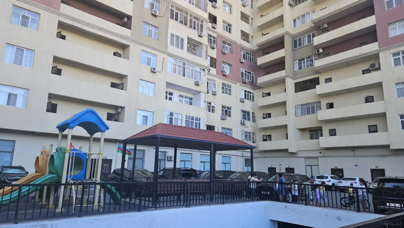 Satılır 3 otaqlı mənzil 110 m²