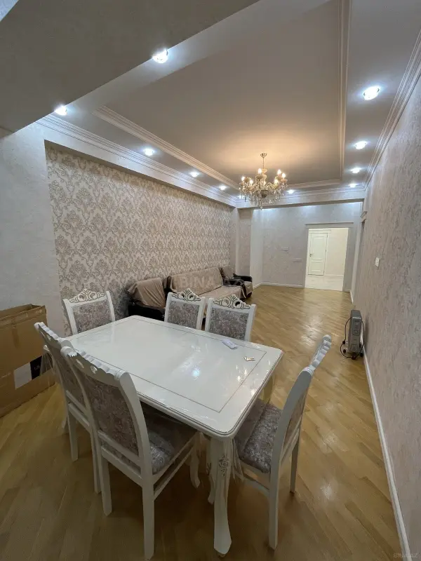 Kirayə verilir 3 otaqlı mənzil 99 m²