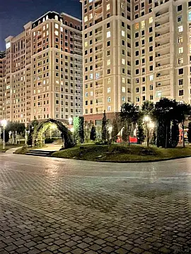 Satılır 4 otaqlı mənzil 185 m² — Bakı 4 otaq 185.00 m²