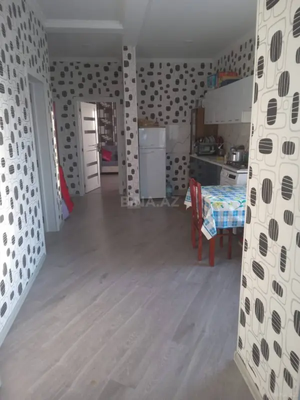 Satılır 4 otaqlı həyət evi 73 m²