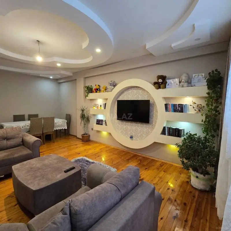 Satılır 3 otaqlı mənzil 125 m²