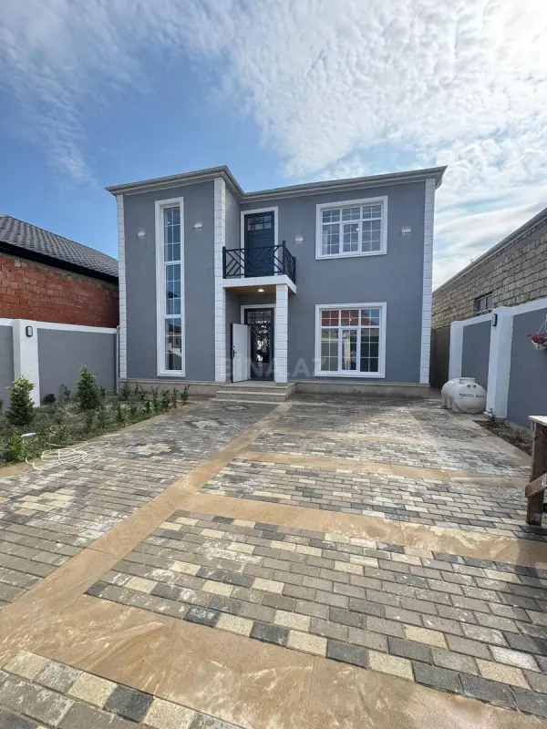 Satılır 4 otaqlı həyət evi 150 m²