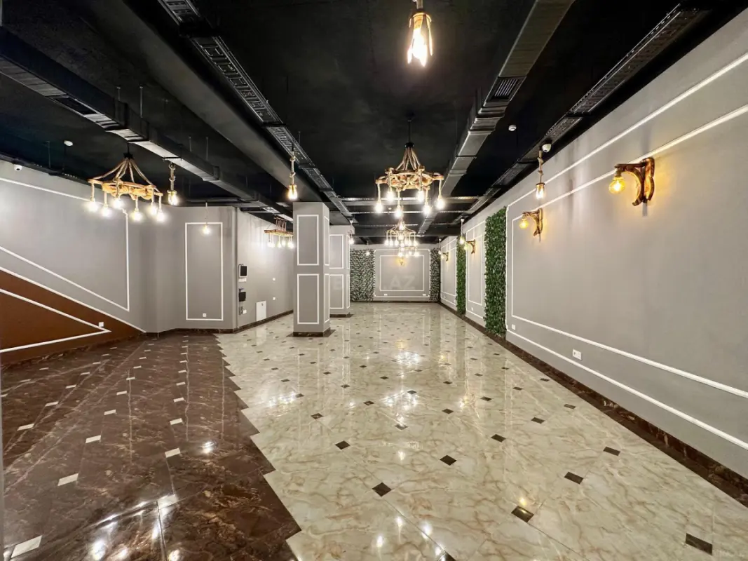 Satılır obyekt 175 m²