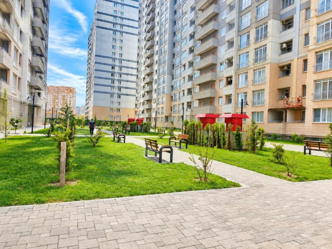 Satılır 3 otaqlı mənzil 95 m²
