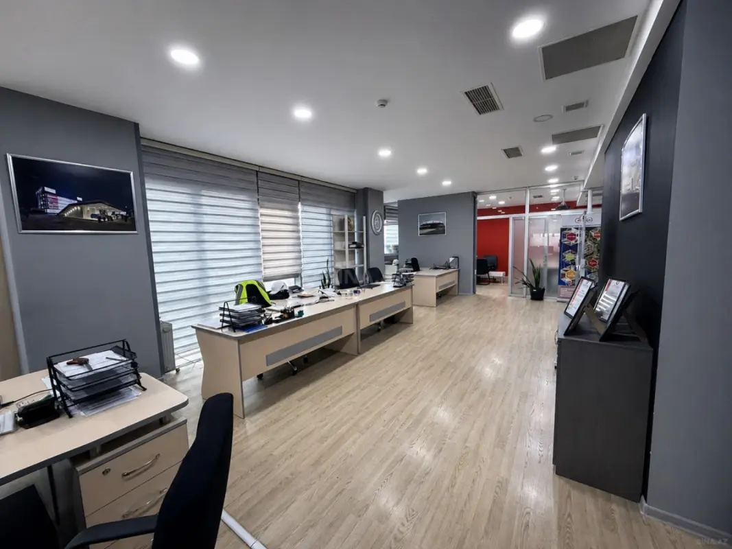 Kirayə verilir 3 otaqlı ofis 190 m²