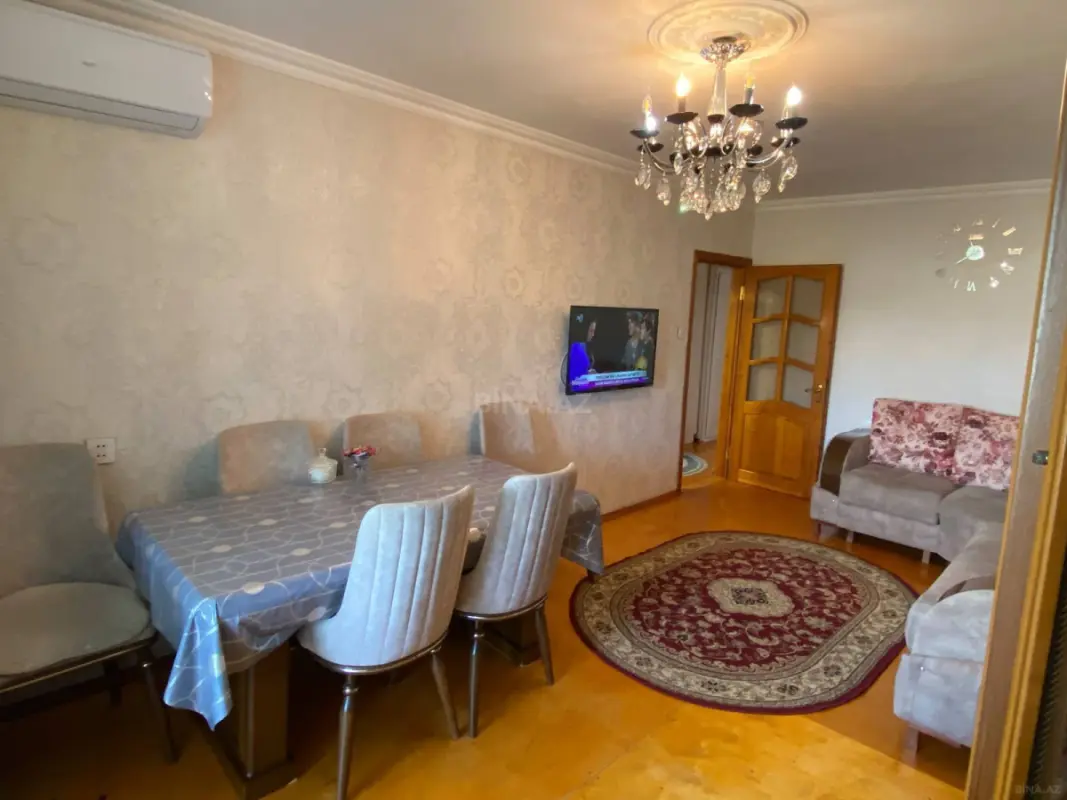 Satılır 4 otaqlı mənzil 75 m²