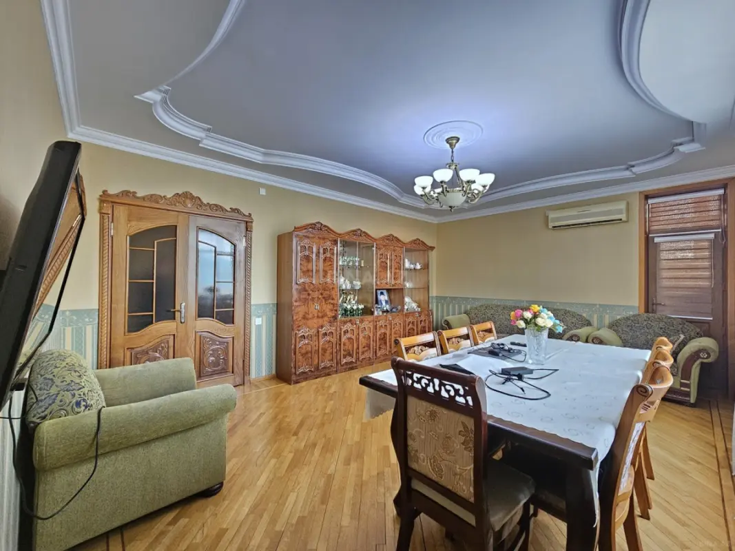 Satılır 3 otaqlı mənzil 120 m²