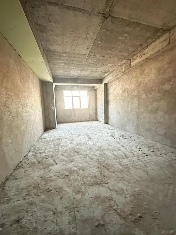 Satılır 3 otaqlı mənzil 168 m²