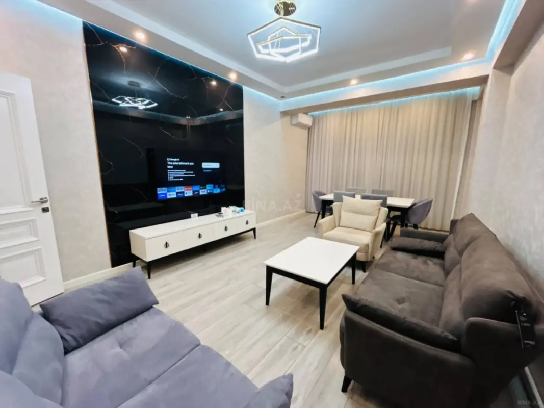 Kirayə verilir 2 otaqlı mənzil 75 m²