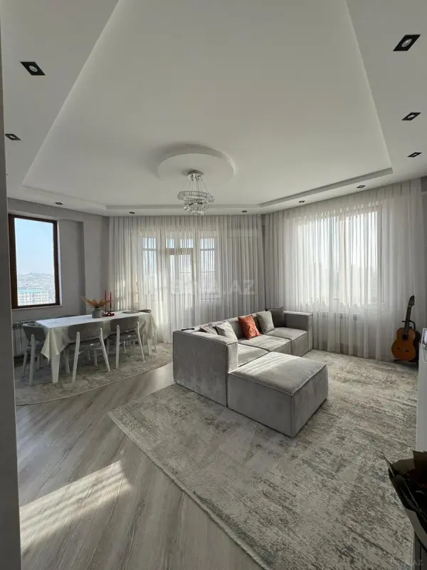Satılır 2 otaqlı mənzil 75 m²