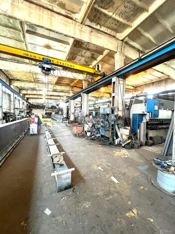 Kirayə verilir obyekt 1300 m²