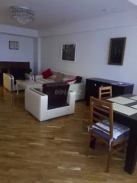 Kirayə verilir 3 otaqlı mənzil 100 m² — Bakı, Sahil qəs. 3 otaq 100.00 m²