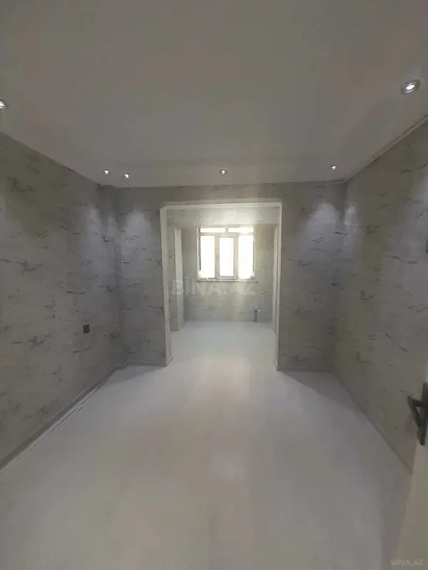 Satılır 4 otaqlı mənzil 65 m²