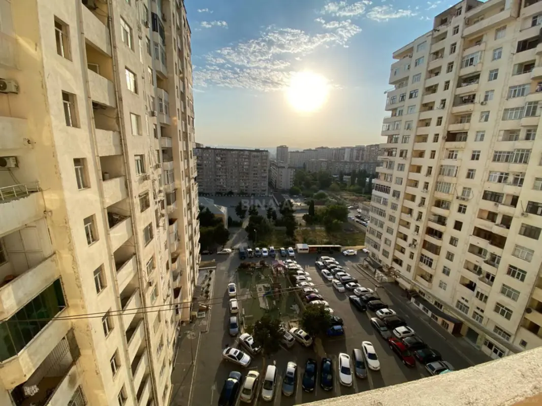 Satılır 3 otaqlı mənzil 112.8 m²