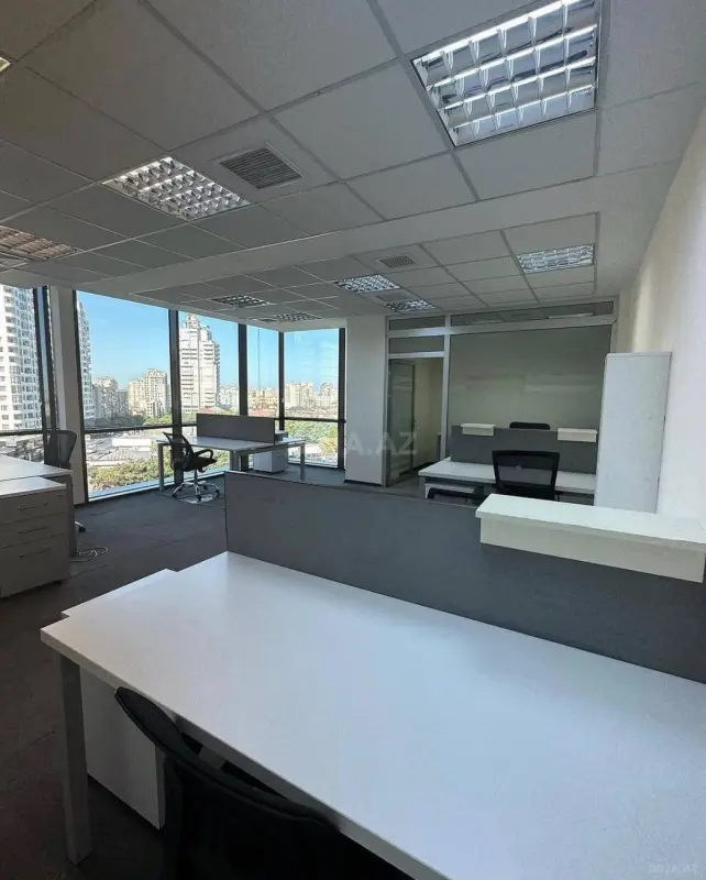 Kirayə verilir 5 otaqlı ofis 145 m²