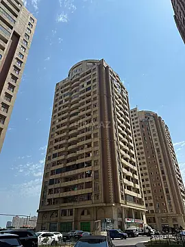 Satılır obyekt 465 m² — Bakı 465.00 m²