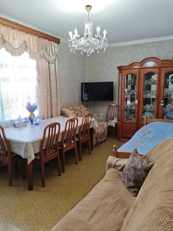 Satılır 2 otaqlı mənzil 65 m²