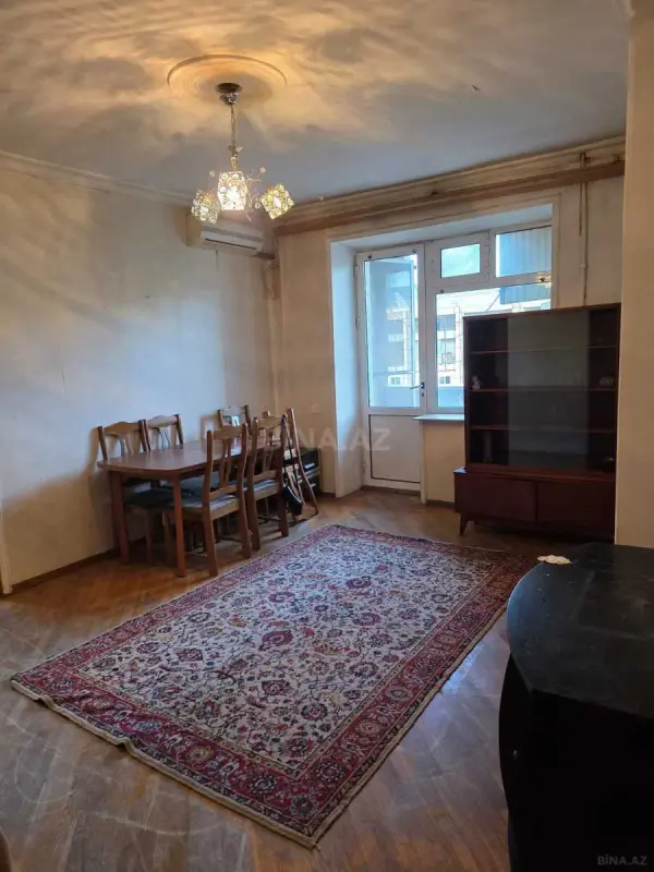 Satılır 2 otaqlı mənzil 60 m²