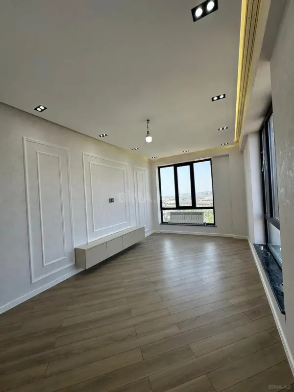 Satılır 3 otaqlı mənzil 95 m²