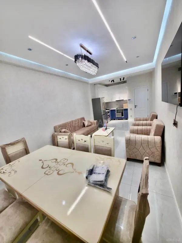 Kirayə verilir 3 otaqlı mənzil 116 m²