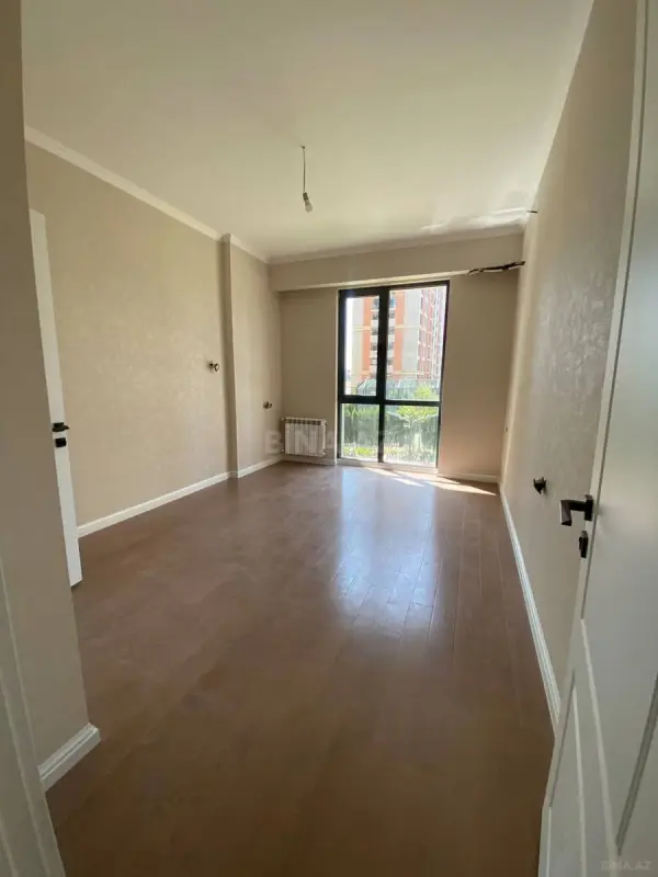 Satılır 4 otaqlı mənzil 103.4 m²