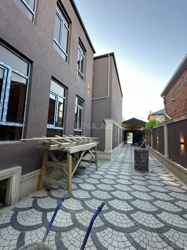 Satılır 4 otaqlı həyət evi 130 m²