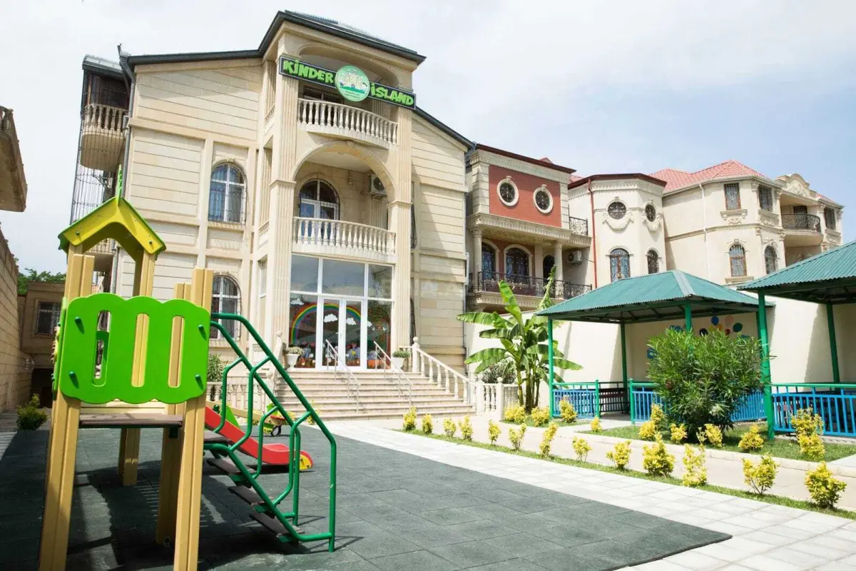 Satılır obyekt 500 m²
