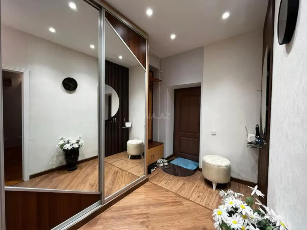 Kirayə verilir 3 otaqlı mənzil 82 m²