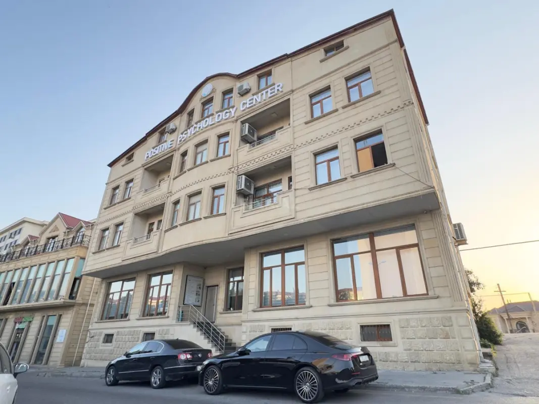 Kirayə verilir obyekt 1100 m²