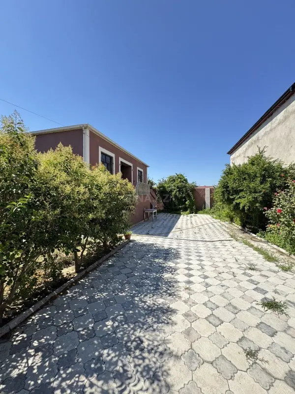 Satılır 4 otaqlı həyət evi 120 m²