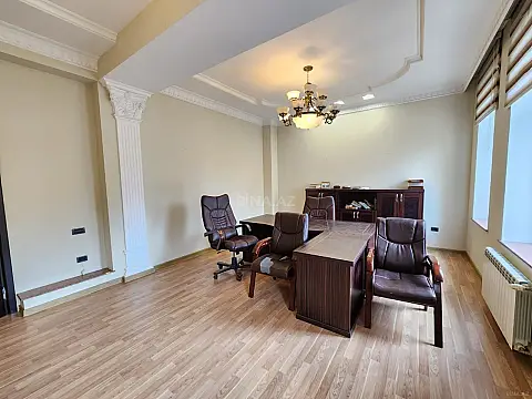 Kirayə verilir 4 otaqlı ofis 250 m² — Bakı, Nizami 4 otaq 250.00 m²
