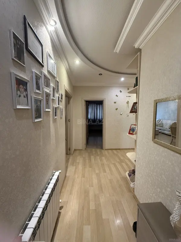 Satılır 2 otaqlı mənzil 92 m²