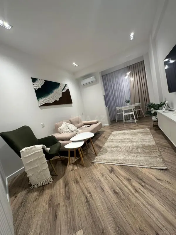 Satılır 3 otaqlı mənzil 48 m²