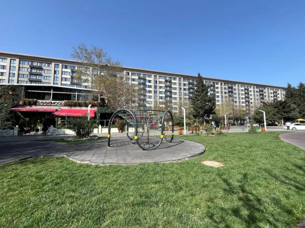 Satılır 2 otaqlı mənzil 63 m²