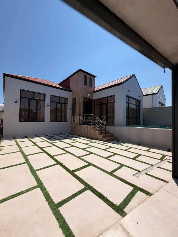 Satılır 4 otaqlı həyət evi 145 m²